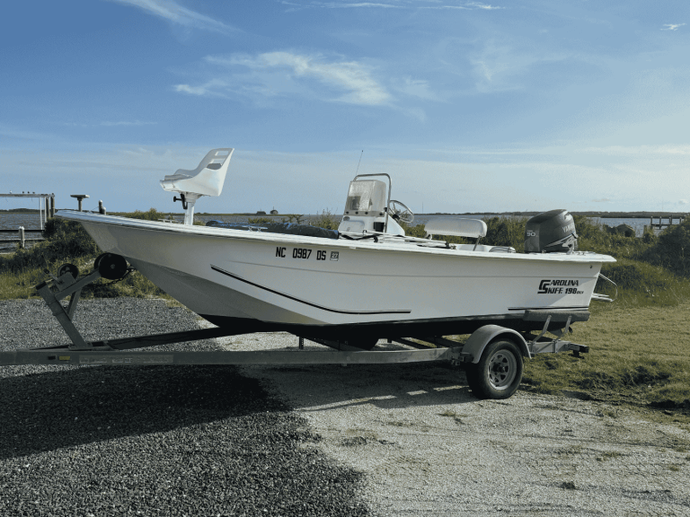 fishing skiff boat rental in Nags Head